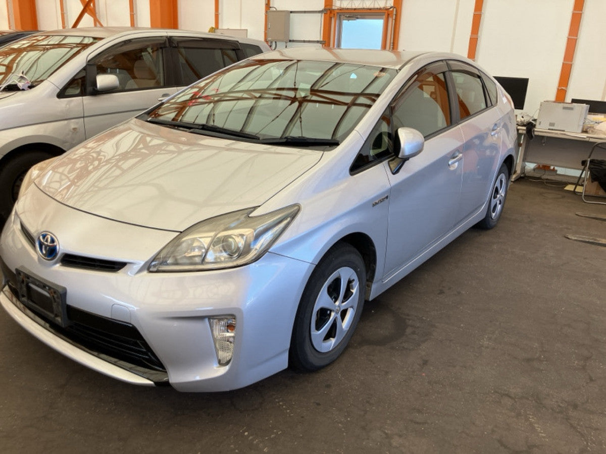 [CHOOSE PARTS] TOYOTA PRIUS ZVW30 2014 2ZR-FXE FF AT 2WD #0001000016209
