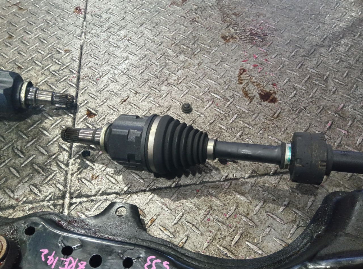 [F AXLE ASSY] TOYOTA COROLLA FIELDER ZRE142G 2009 2ZR-FE FF AT 2WD #0403265009483