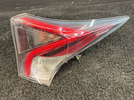 [TAIL LAMP RH] TOYOTA PRIUS ZVW50 2018 2ZR-FXE FF AT 2WD #0003264083974
