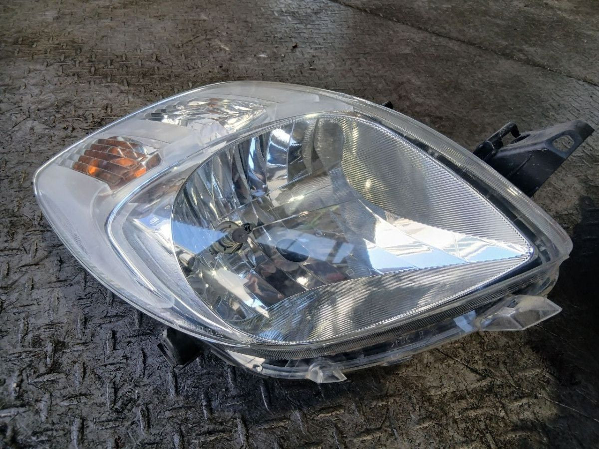 [HEADLIGHT ASSY RH] TOYOTA VITZ KSP90 2006 1KR-FE FF AT 2WD #0403264007785