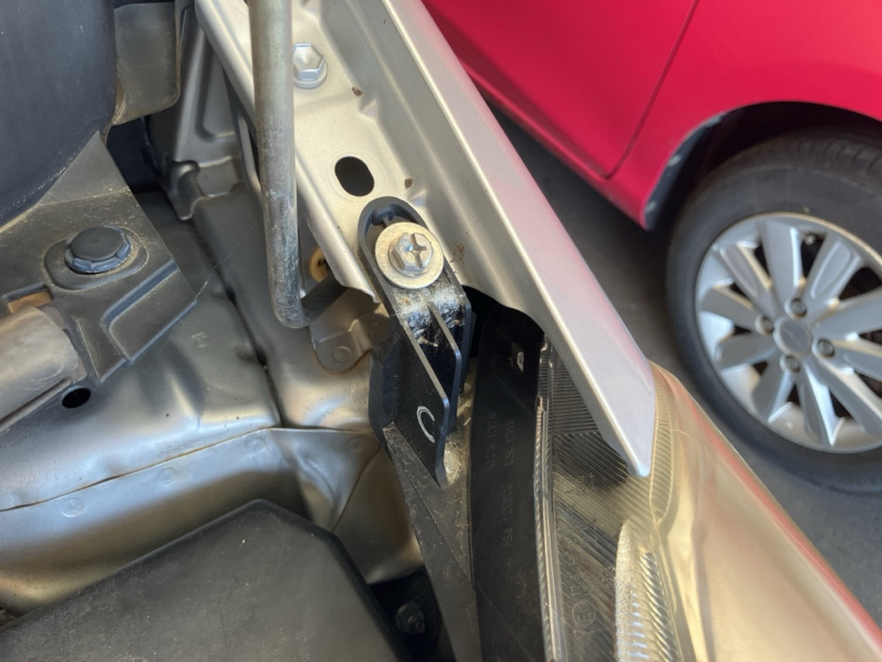 [CHOOSE PARTS] TOYOTA RACTIS NCP105 2009 1NZ-FE FF AT 4WD #0001000015859