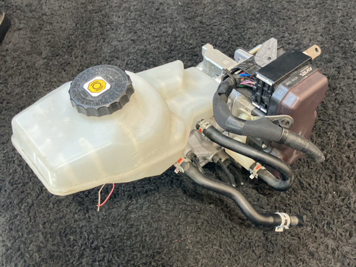 [ABS ACTUATOR] TOYOTA COROLLA TOURING ZWE211W 2020 2ZR-FXE FF AT 2WD #0003263047605
