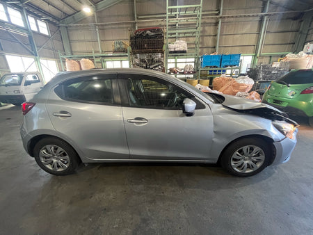 [CHOOSE PARTS] MAZDA DEMIO DJ3FS 2017 P3-VPS FF AT 2WD #0451000000478
