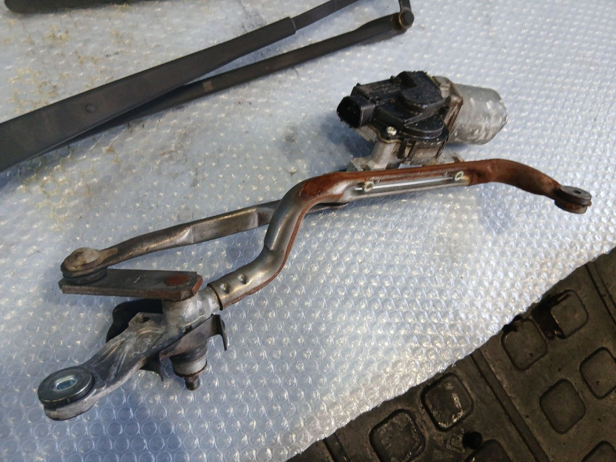 [F WIPER MOTOR] TOYOTA VITZ KSP130 2011 1KR-FE FF AT 2WD #0403269017272