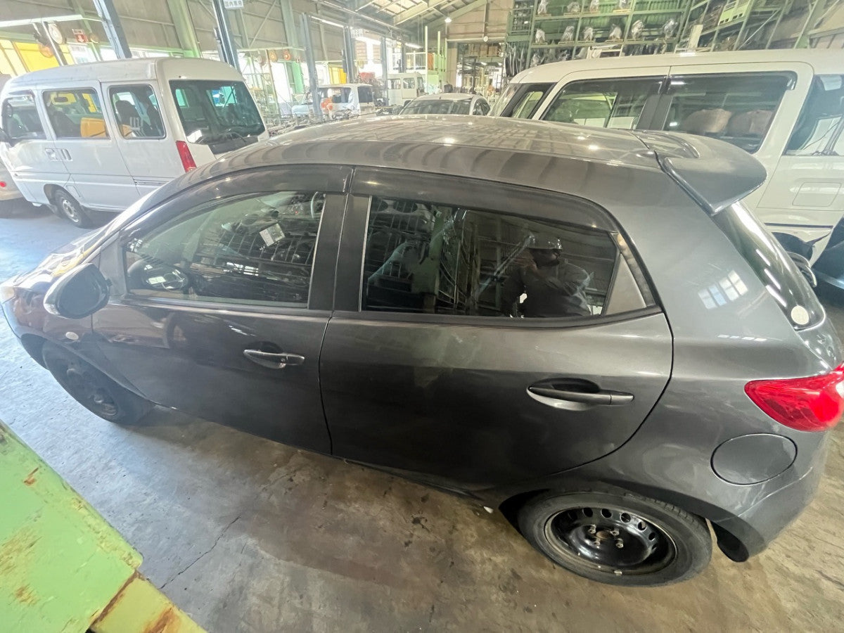 [CHOOSE PARTS] MAZDA DEMIO DEJFS 2013 P3-VPS FF AT 2WD #0451000000495