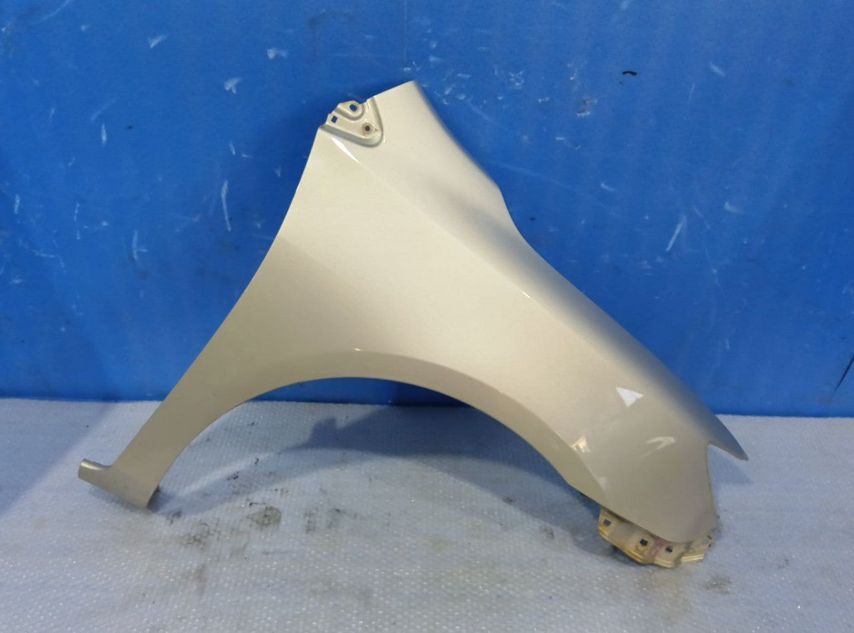 [FENDER RH] TOYOTA COROLLA FIELDER NZE141G 2007 1NZ-FE FF AT 2WD #040326A018374