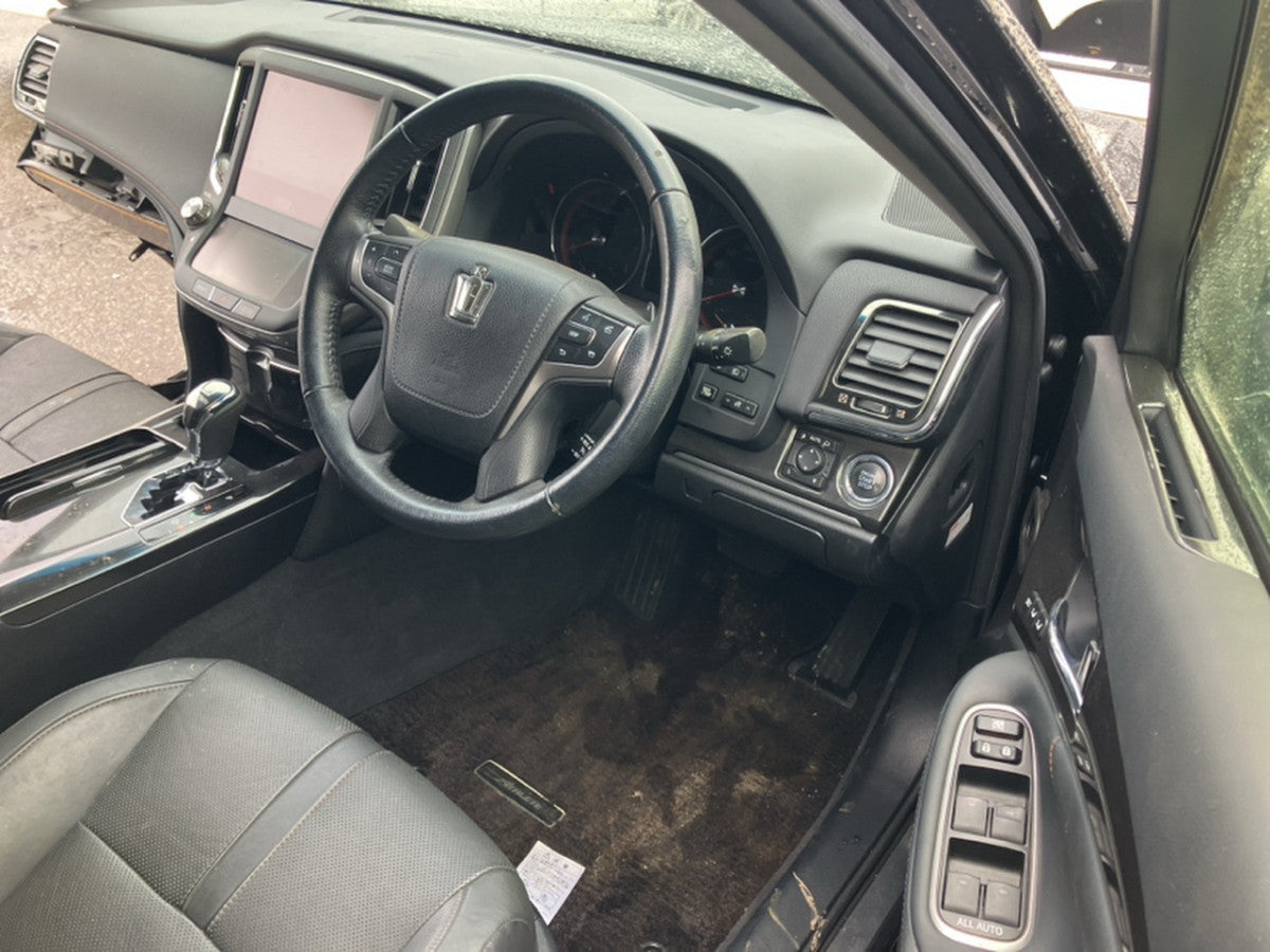 [R DOOR ASSY RH] TOYOTA CROWN ATHLETE GRS214 2013 2GR-FSE FR AT 2WD #0003264067913