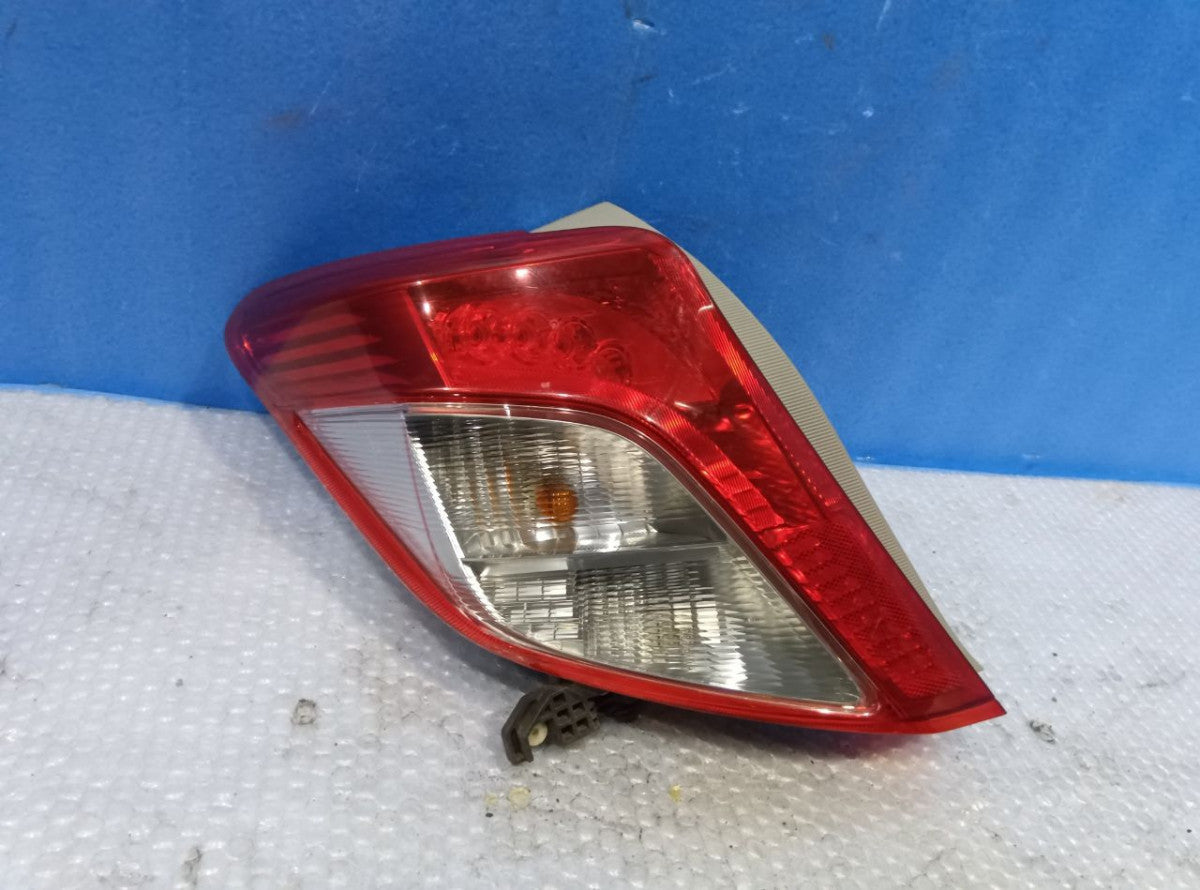 [TAIL LAMP LH] TOYOTA VITZ KSP130 2011 1KR-FE FF AT 2WD #0403267013932
