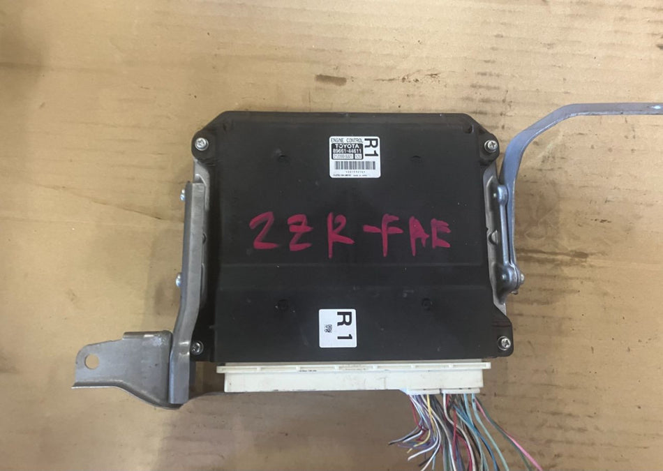 [ENGINE COMPUTER] TOYOTA ISIS ZGM10G  2ZR-FAE FF AT 2WD #0003265091891
