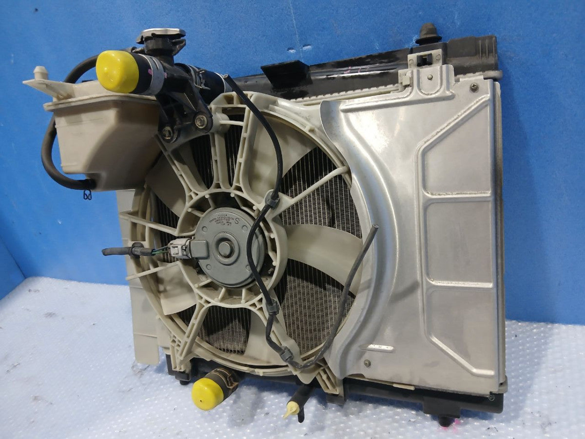 [RADIATOR] TOYOTA VITZ KSP90 2010 1KR-FE FF AT 2WD #0403266011160