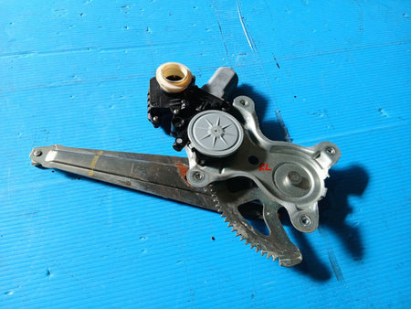 [R DOOR REGULATOR LH] TOYOTA COROLLA FIELDER NZE144G 2008 1NZ-FE FF AT 4WD #040325C004535
