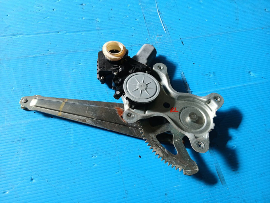 [R DOOR REGULATOR LH] TOYOTA COROLLA FIELDER NZE144G 2008 1NZ-FE FF AT 4WD #040325C004535