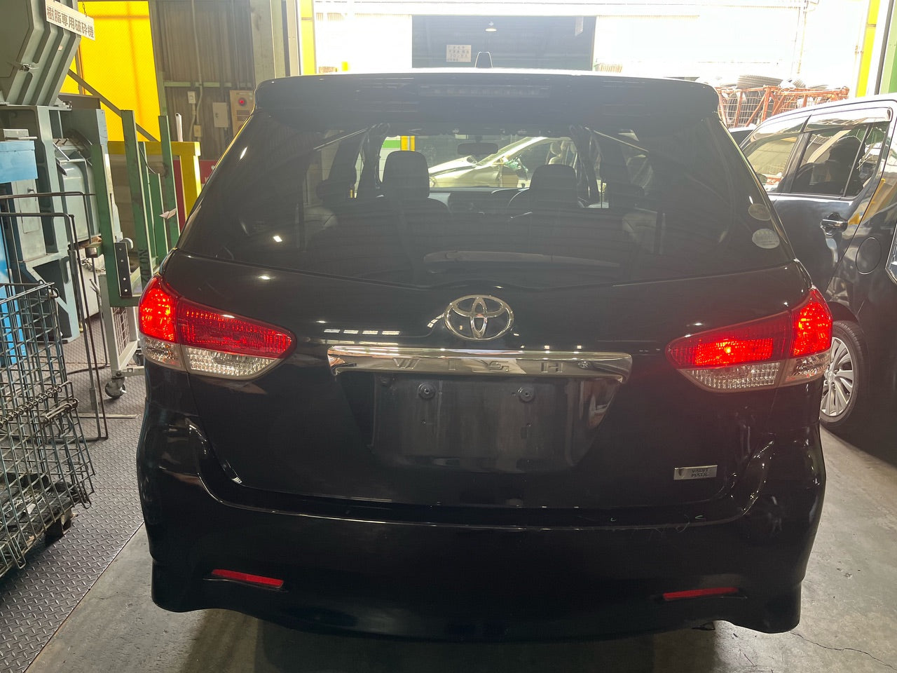 [CHOOSE PARTS] TOYOTA WISH ZGE20W 2010 2ZR-FAE FF AT 2WD #0451000000476