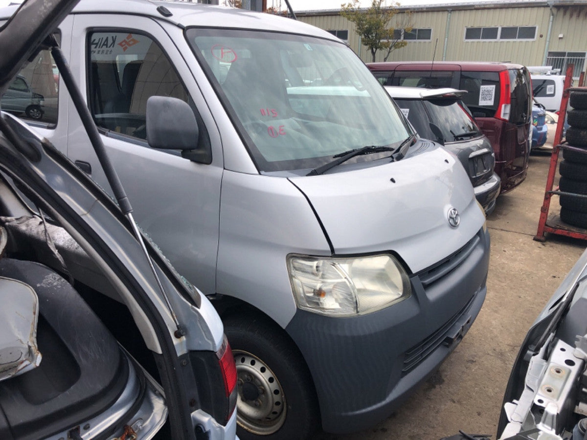 [R BUMPER ASSY] TOYOTA TOWNACE VAN S412M 2012 3SZ-VE FR AT 4WD #000324B774656