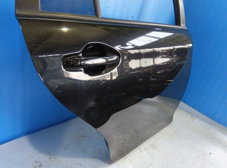 [R DOOR ASSY RH] TOYOTA COROLLA FIELDER NKE165G 2013 1NZ-FXE FF AT 2WD #0403266011463