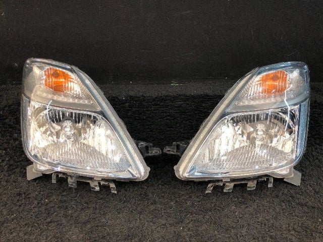[HEADLIGHT  LH / RH] TOYOTA PRIUS NHW20 2009 1NZ-FXE FF AT 2WD #0003259964258