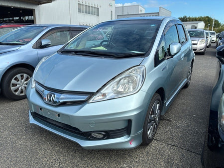 [CHOOSE PARTS] HONDA FIT HYBRID GP4 2013 LEA FF AT 2WD #0401000000873