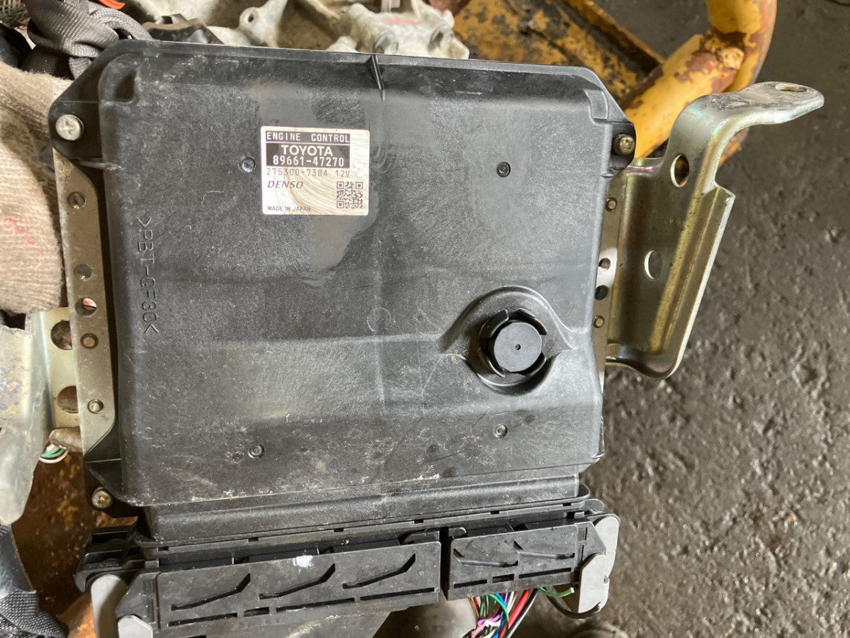 [USED ENGINE] TOYOTA PRIUS ZVW30 2010 2ZR-FXE FF AT 2WD #0003266107451