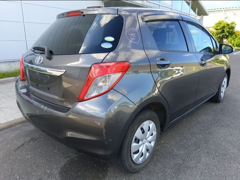 [BONNET] TOYOTA VITZ KSP130 2011 1KR-FE FF AT 2WD #0403267013928