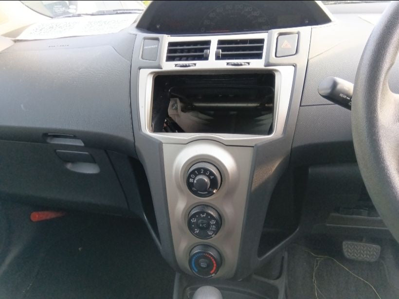 [F STRUT ASSY LH] TOYOTA VITZ KSP90 2008 1KR-FE FF AT 2WD #0403266010766