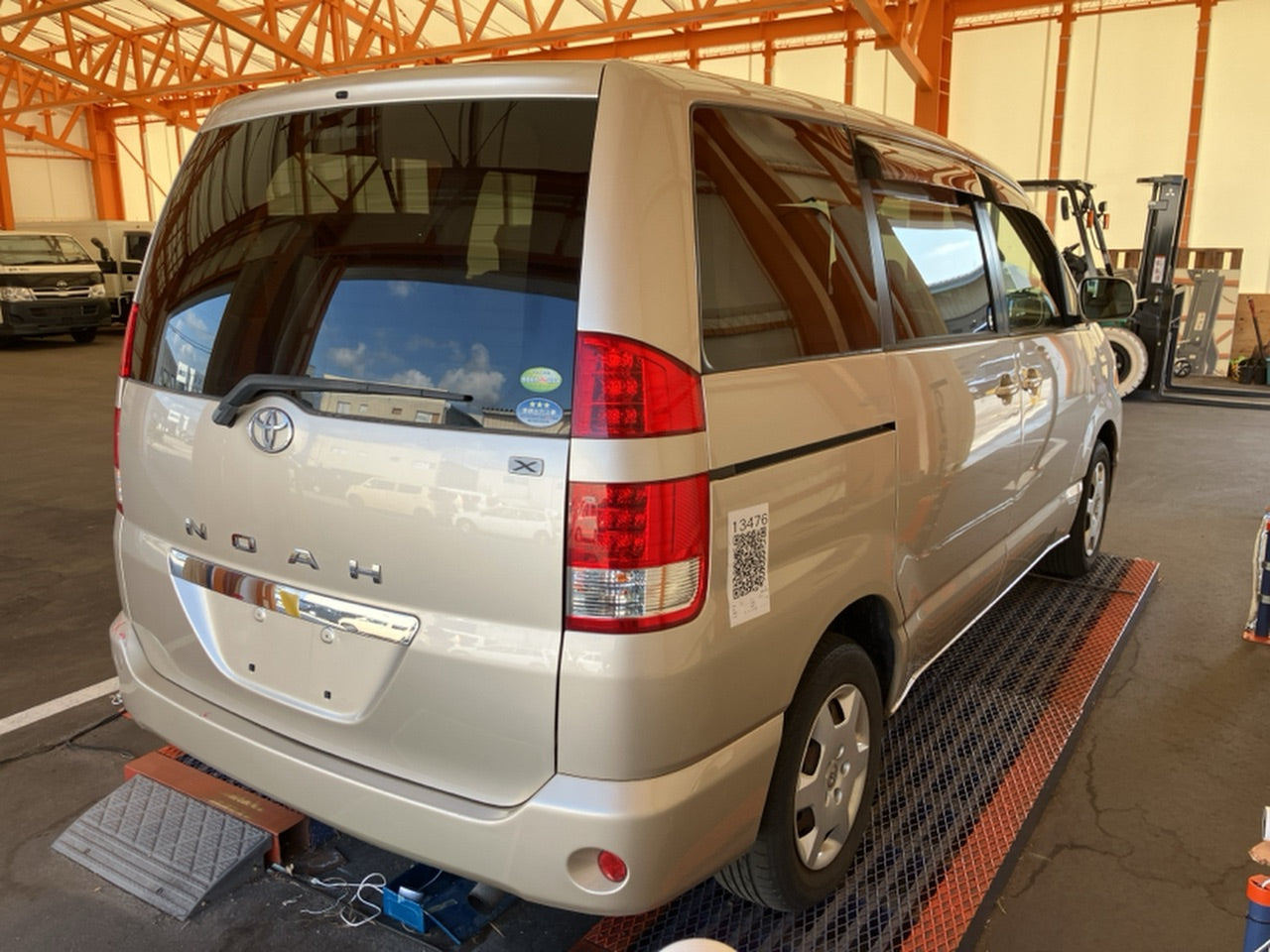 [CHOOSE PARTS] TOYOTA NOAH AZR65G 2005 1AZ-FSE FF AT 4WD #0001000013476