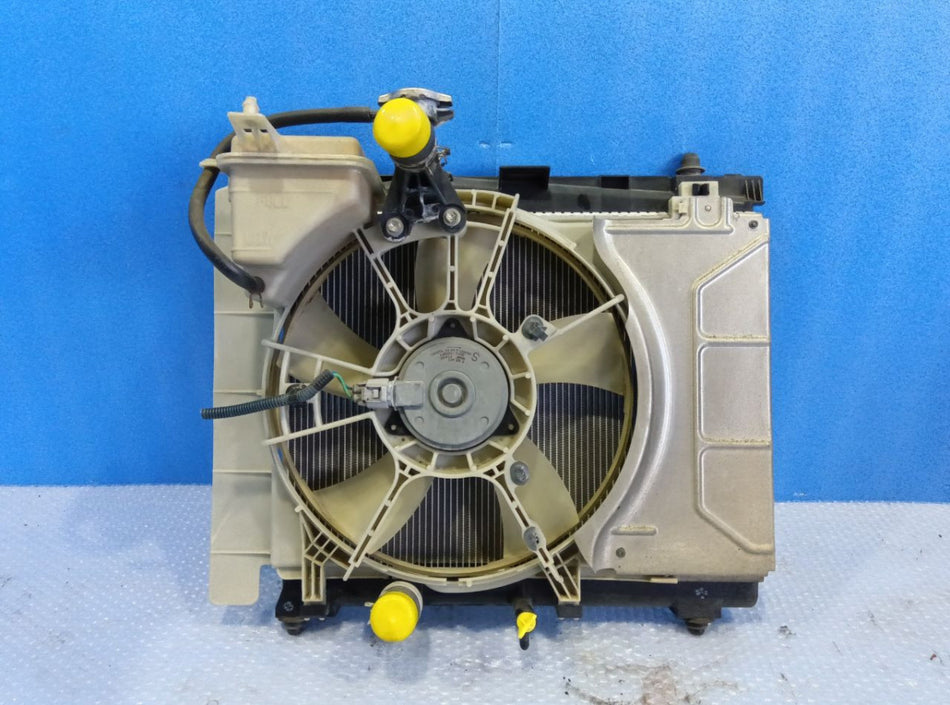 [RADIATOR] TOYOTA VITZ KSP90 2005 1KR-FE FF AT 2WD #0403265009654
