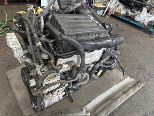 [USED ENGINE] VOLKSWAGEN GOLF VARIANT AUCHP  CHP FF AT 2WD #0A23259000329