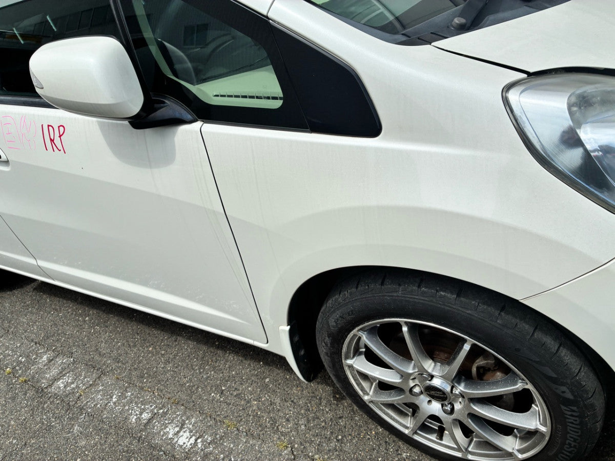 [CHOOSE PARTS] HONDA FIT HYBRID GP1 2010 LDA FF AT 2WD #0401000000781