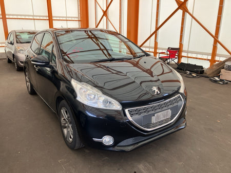 [USED ENGINE] PEUGEOT 208 A9HM01 2013 EB2 FF AT 2WD #000325C012935