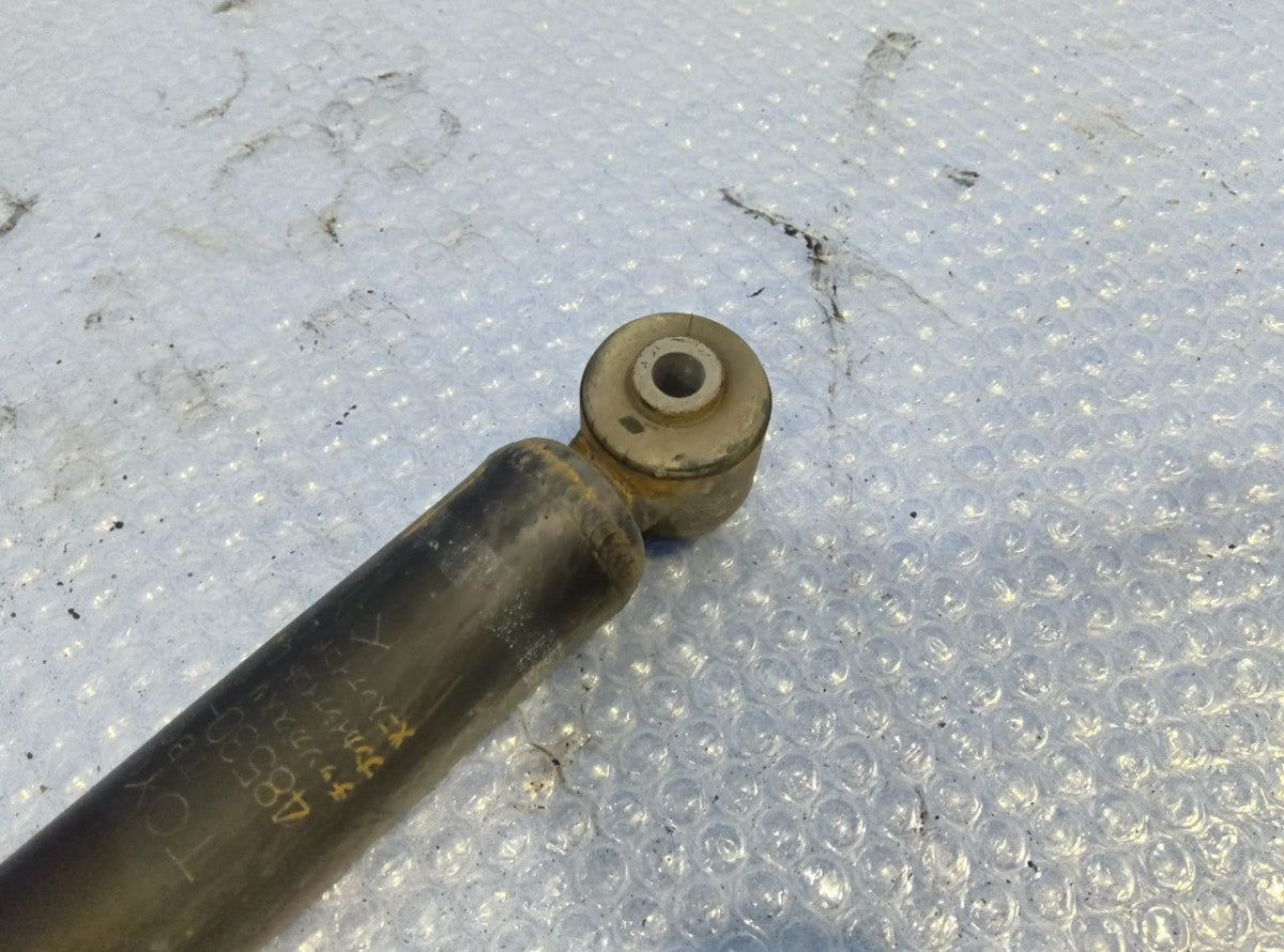 [R SHOCK ABSORBER LH] TOYOTA VITZ KSP130 2013 1KR-FE FF AT 2WD #0403266010645