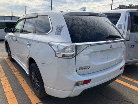 [CHOOSE PARTS] MITSUBISHI OUTLANDERｰPHEV GG2W 2014 4B11 FF AT 4WD #0002002682509