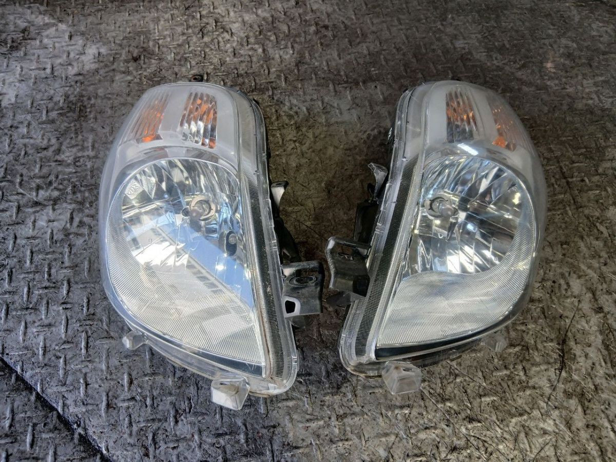 [HEADLIGHT ASSY RH] TOYOTA VITZ KSP90 2006 1KR-FE FF AT 2WD #0403264007785