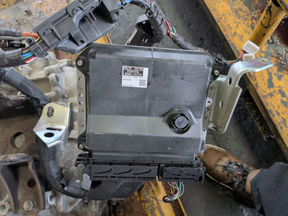 [USED ENGINE] TOYOTA PRIUS ZVW30 2010 2ZR-FXE FF AT 2WD #0003263059427
