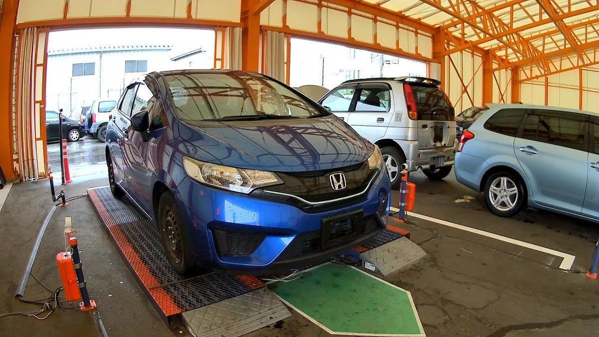 [CHOOSE PARTS] HONDA FIT HYBRID GP5 2013 LEB FF AT 2WD #0001000016355