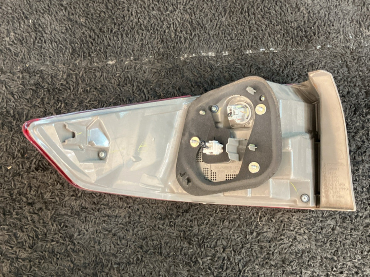[TAIL LAMP RH] HONDA GRACE GM4 2017 LEB FF AT 2WD #0003263052739