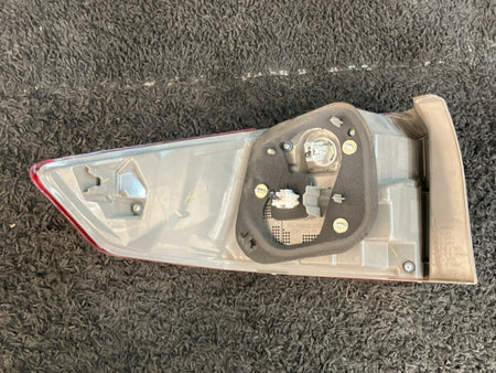 [TAIL LAMP RH] HONDA GRACE GM4 2017 LEB FF AT 2WD #0003263052739
