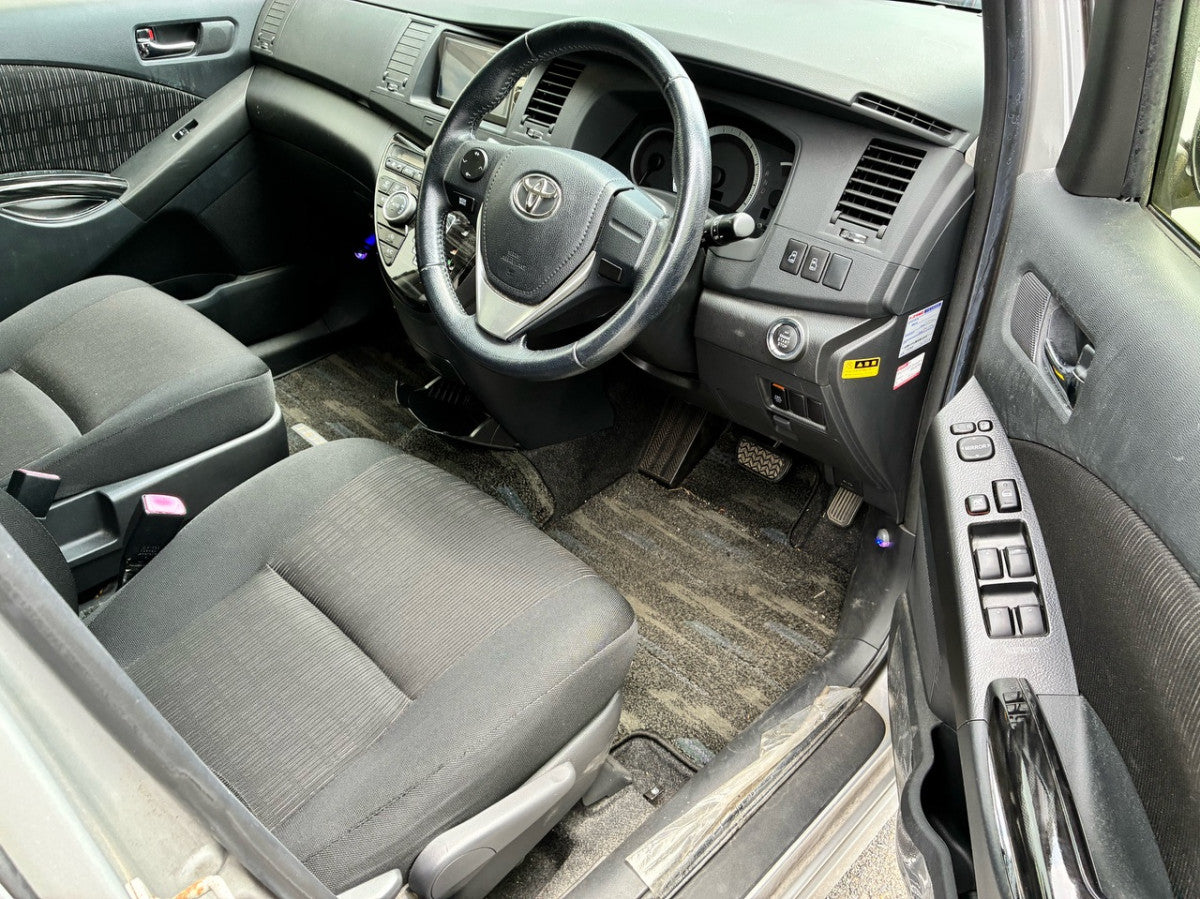 [CHOOSE PARTS] TOYOTA ISIS ZGM11W 2012 3ZR-FAE FF AT 2WD #0401000000764