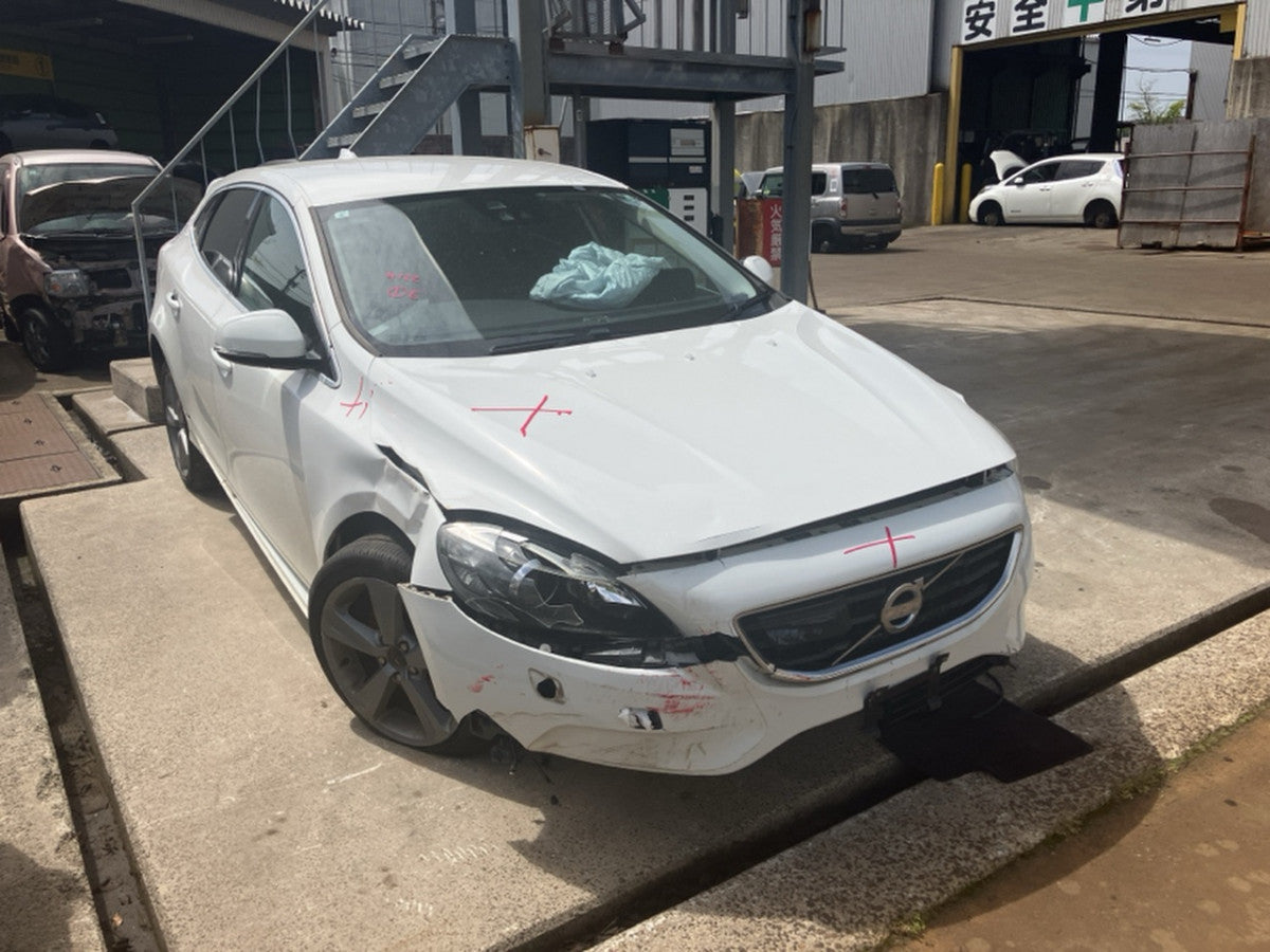 [CHOOSE PARTS] VOLVO V40 MB4164T 2015 B4164T FF AT 2WD #0001000014523