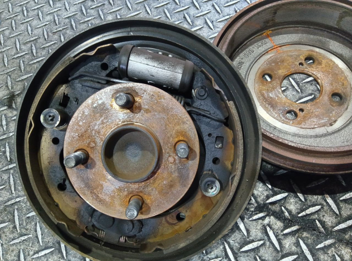 [R DRUM LH] TOYOTA COROLLA FIELDER NZE141G 2009 1NZ-FE FF AT 2WD #0403266011022
