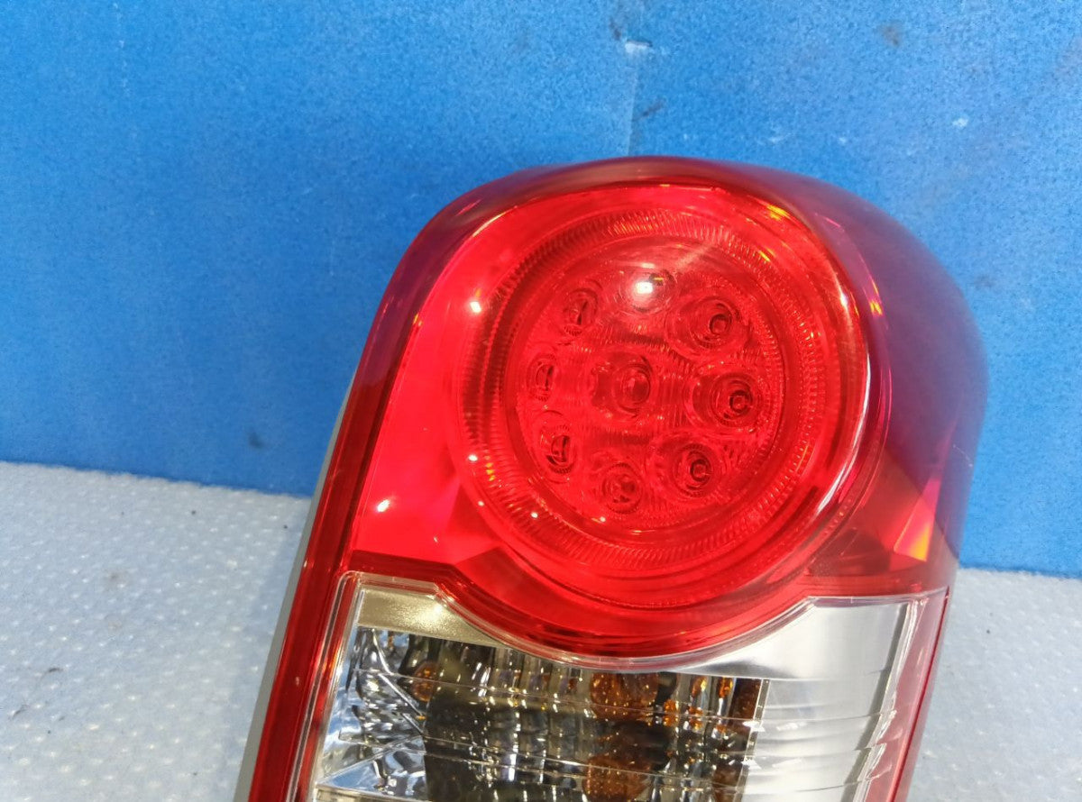 [TAIL LAMP RH] TOYOTA COROLLA FIELDER ZRE142G 2012 2ZR-FAE FF AT 2WD #0403267012864