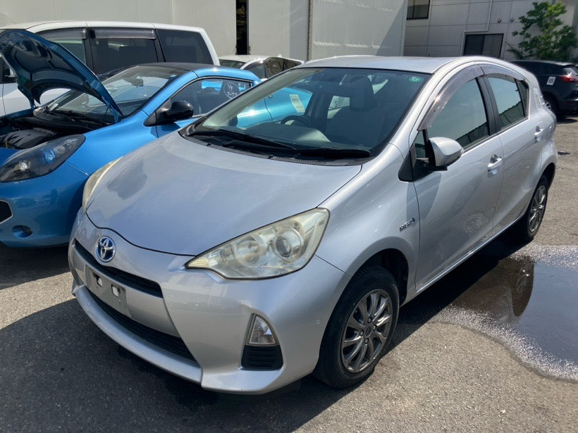 [CHOOSE PARTS] TOYOTA AQUA NHP10 2013 1NZ-FXE FF AT 2WD #0002002661779