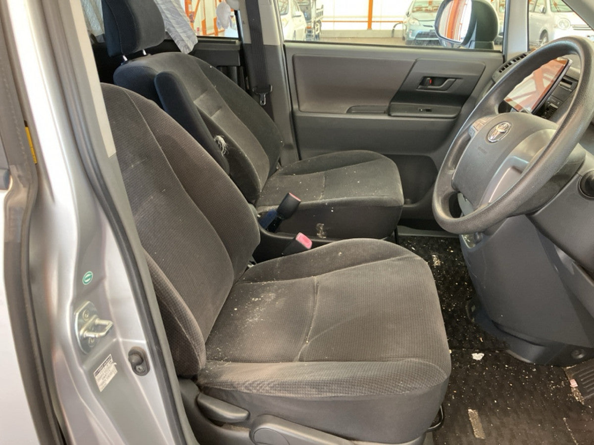 [CHOOSE PARTS] TOYOTA NOAH ZRR70G 2010 3ZR-FE FF AT 2WD #0002002661582
