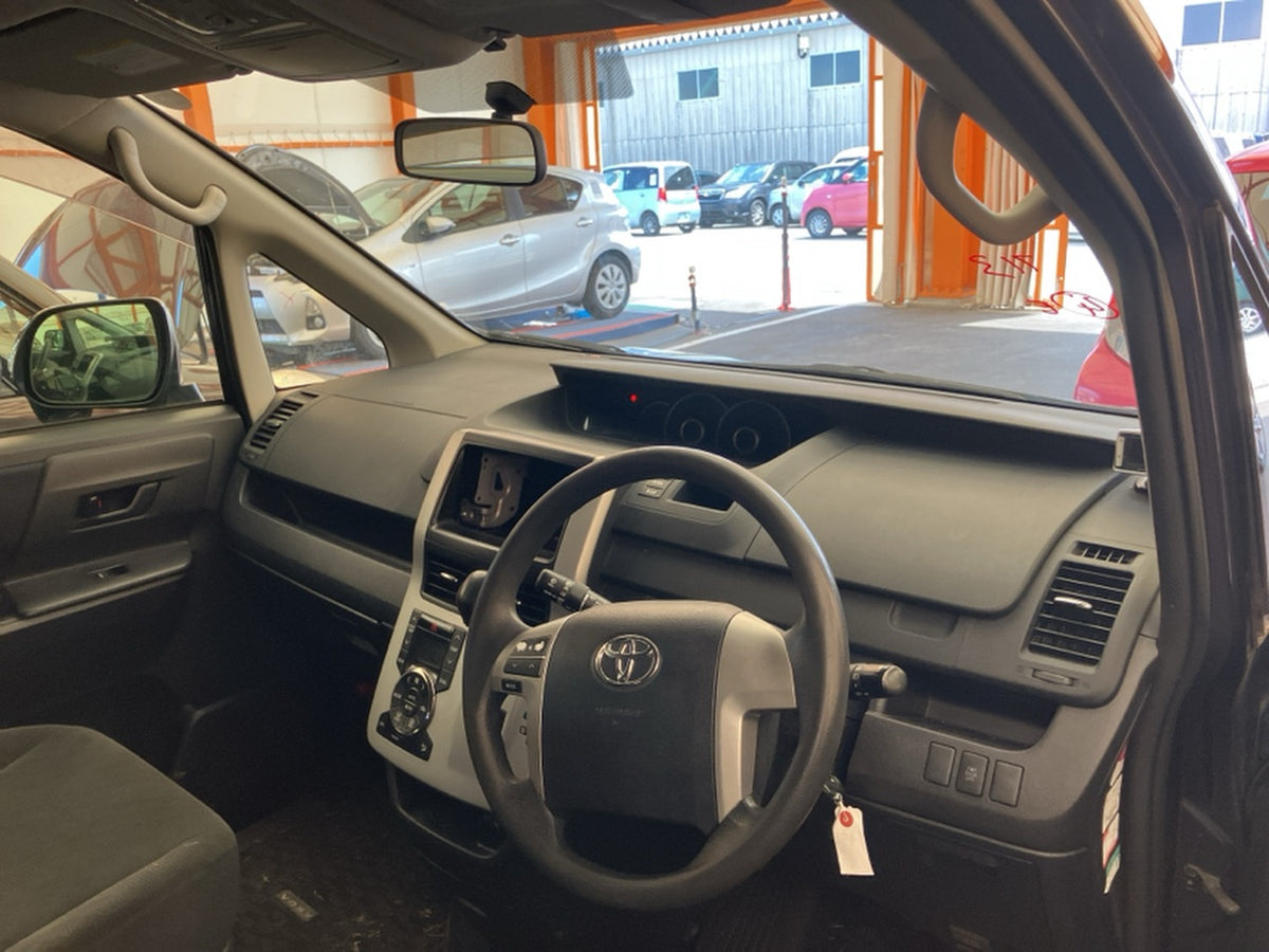 [CHOOSE PARTS] TOYOTA VOXY ZRR75G 2013 3ZR-FAE FF AT 4WD #0001000015860