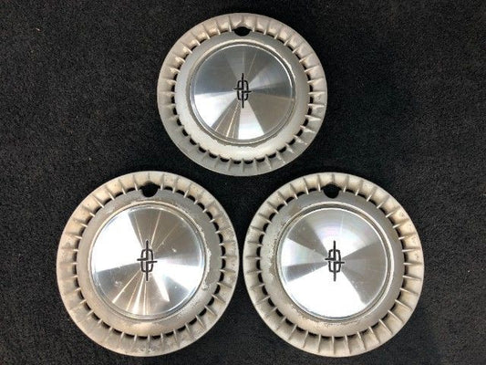 [WHEEL CAP] NISSAN SEDRIC SEDAN Y31 2001 VG20E FR AT 2WD #000325B000245