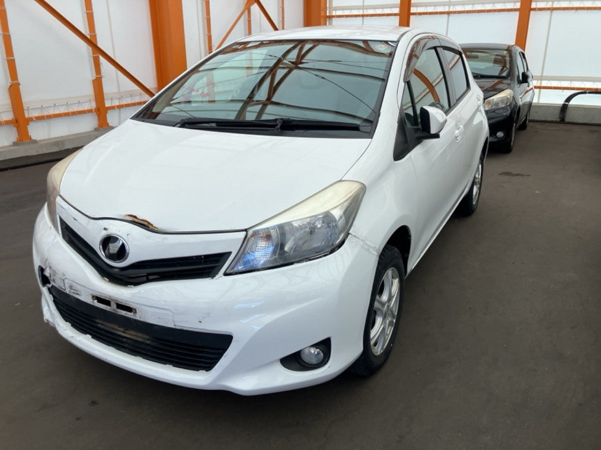 [CHOOSE PARTS] TOYOTA VITZ NSP135 2012 1NR-FE FF AT 4WD #0001000015926