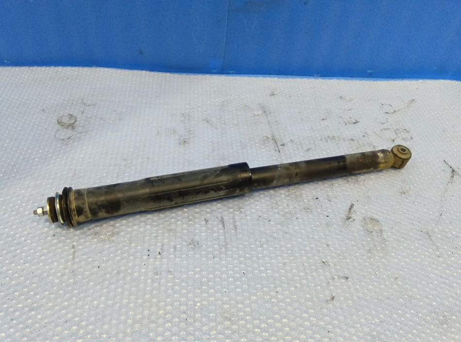 [R SHOCK ABSORBER RH] TOYOTA VITZ KSP130 2013 1KR-FE FF AT 2WD #0403266010644