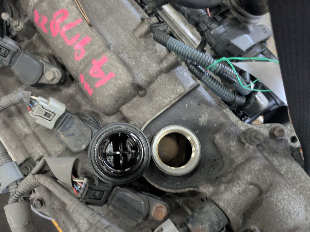 [USED ENGINE] TOYOTA VOXY ZWR80G 2014 2ZR-FXE FF AT 2WD #0003265095856