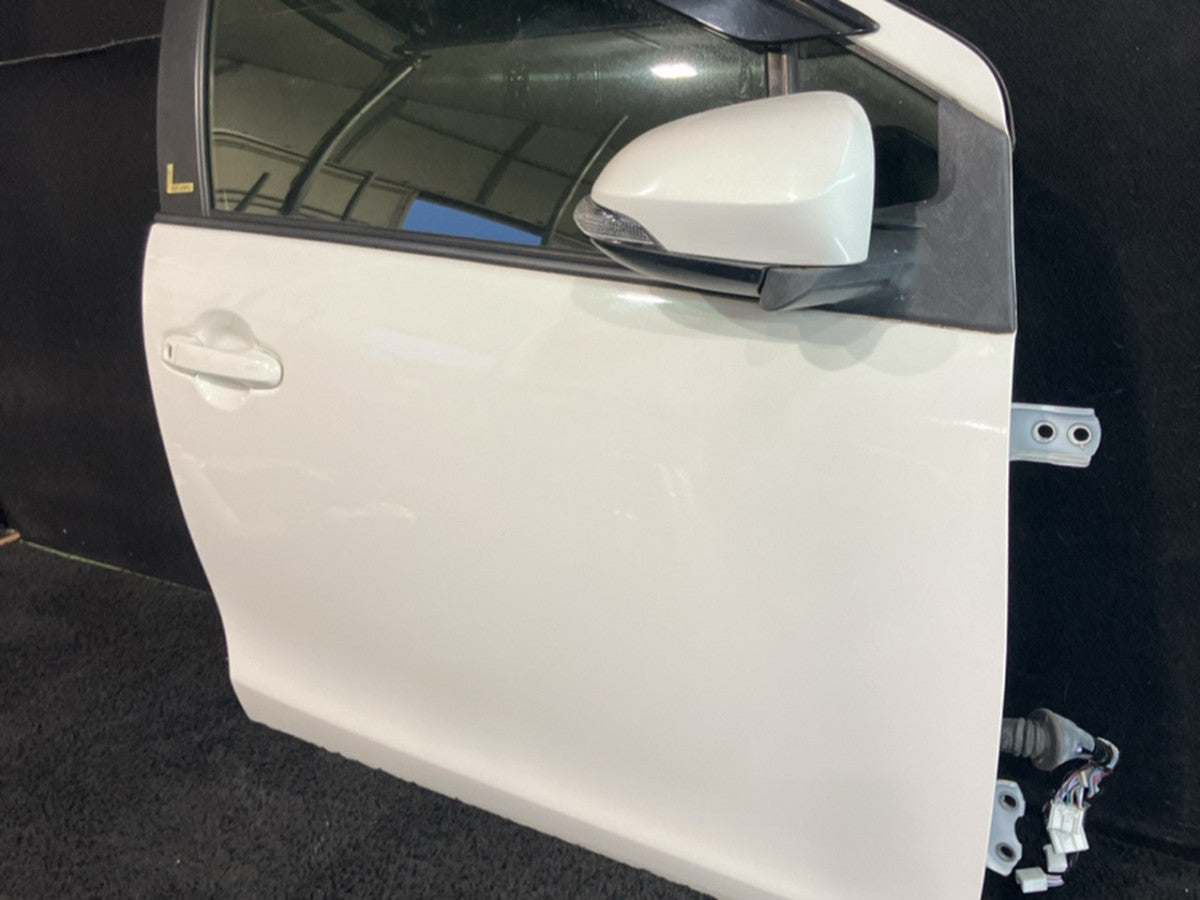 [F DOOR ASSY RH] TOYOTA AQUA NHP10 2016 1NZ-FXE FF AT 2WD #0003263059351