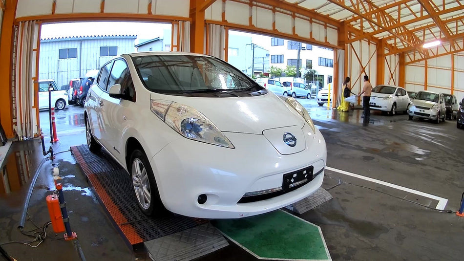 [CHOOSE PARTS] NISSAN LEAF AZE0 2014 EM57 FF AT 2WD #0001000016322
