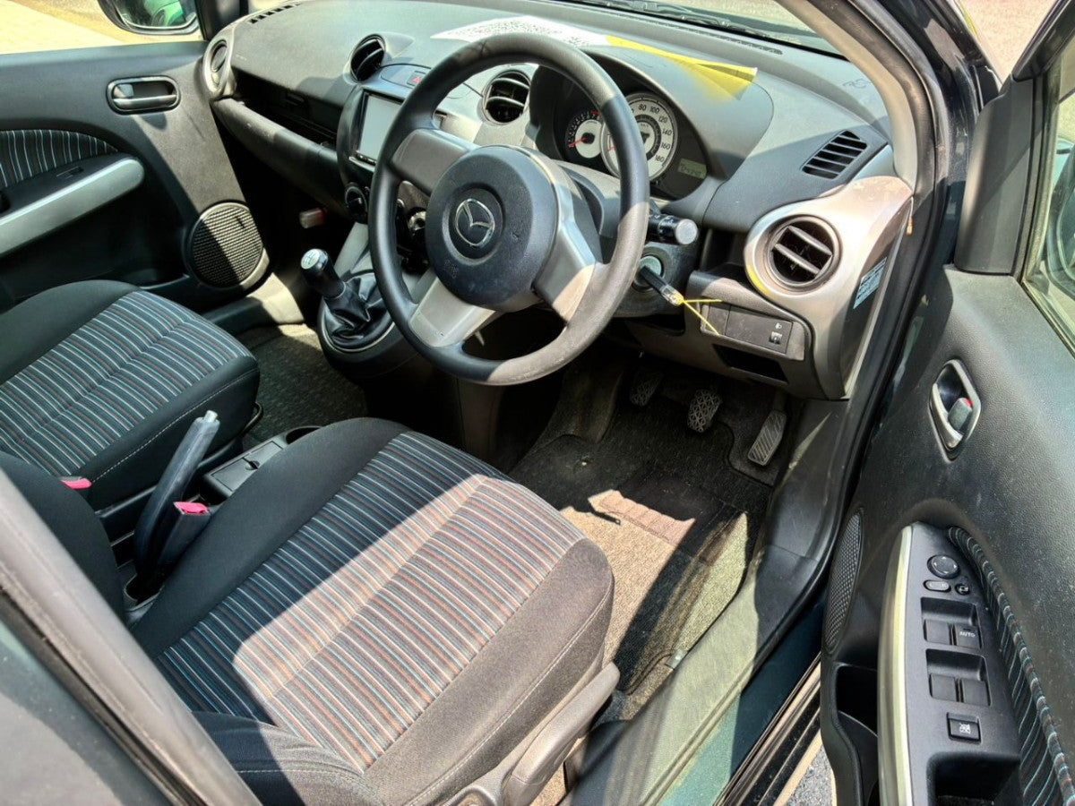 [CHOOSE PARTS] MAZDA DEMIO DE3FS 2009 ZJ-VE FF MT 2WD #0401000000739